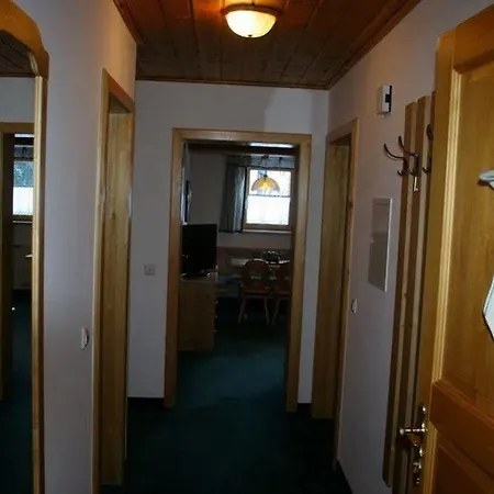 Alice By Schladmingurlaub Апартаменти Шладмінг